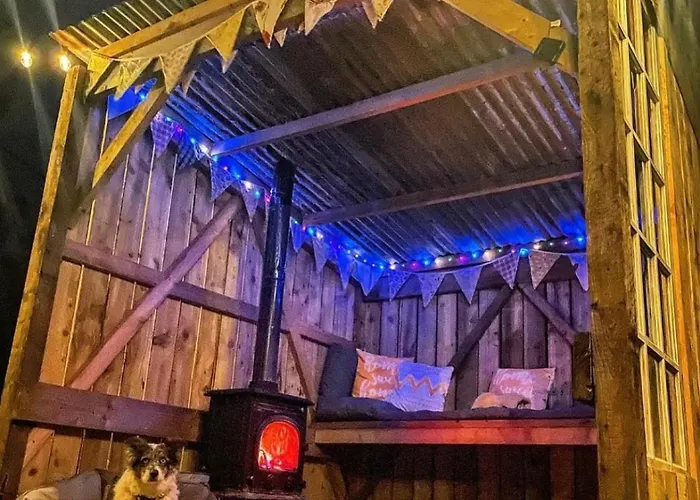 North Yorkshire Horse Box Glamping York