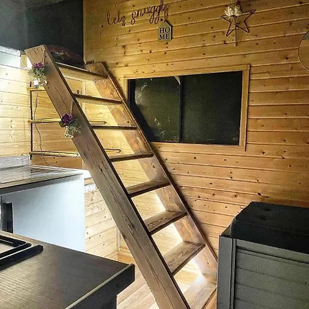 Glamping North Yorkshire Horse Box *